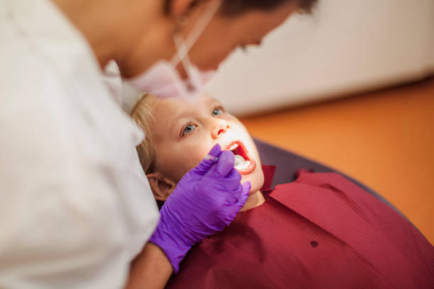 Best Emergency Tooth Extraction in Anahuac, TX